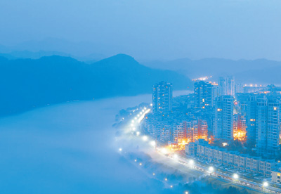 此去梅城四十里为古国文化和文明的正念续了一把薪柴留下了可续燃烧的火种 此去梅城四十里为古国文化和文明的正念续了一把薪柴留下了可续燃烧的火种